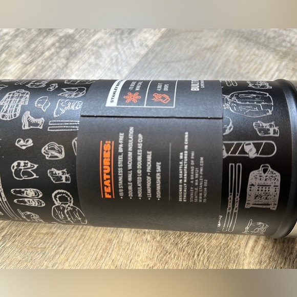 Eddie Bauer The Legendary Classic Bottle Medium 1QT - .94 L - Picture 9 of 10